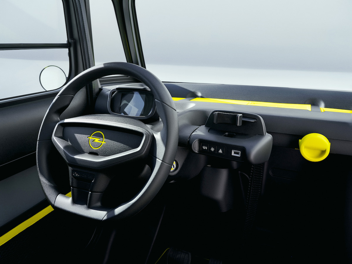 Opel svela Rocks-e: il nuovo veicolo elettrico per una nuova epoca urbana Opel svela Rocks-e: il nuovo veicolo elettrico per una nuova epoca urbana