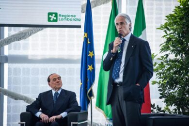 Fi, “pazza idea” di Berlusconi. Le chiavi del partito al capo del Coni Malagò