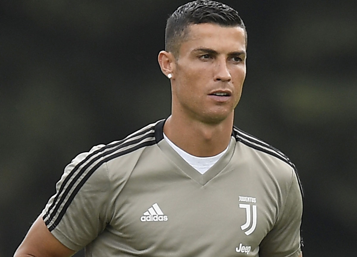 CR7, che numero di maglia scegli? Pogba: “E’ comunque un mito dello United” CR7, che numero di maglia scegli? Pogba: “E’ comunque un mito dello United”
