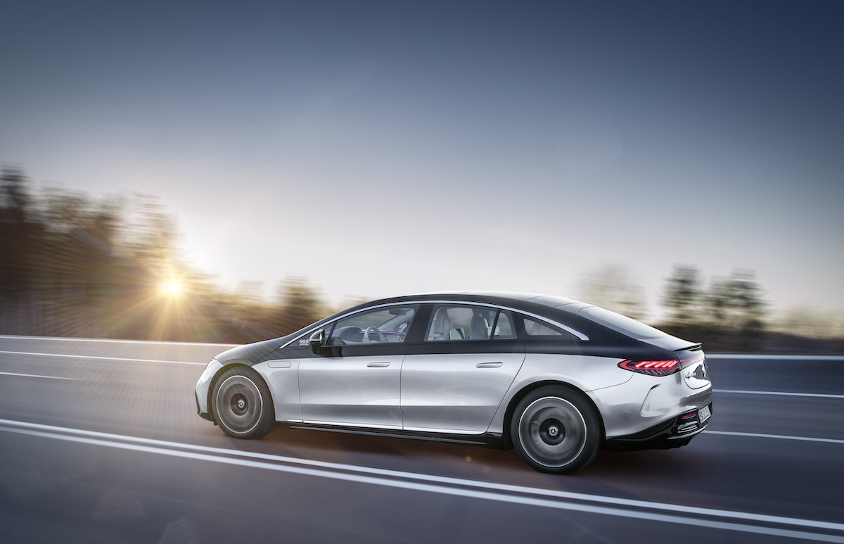 Mercedes EQS,  fino a 770 chilometri in elettrico