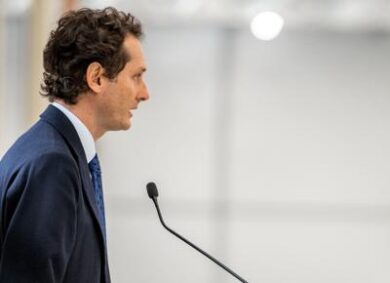 Stellantis inizia a sbaraccare in Italia. Ducato a Gliwice. Lettera sindacati