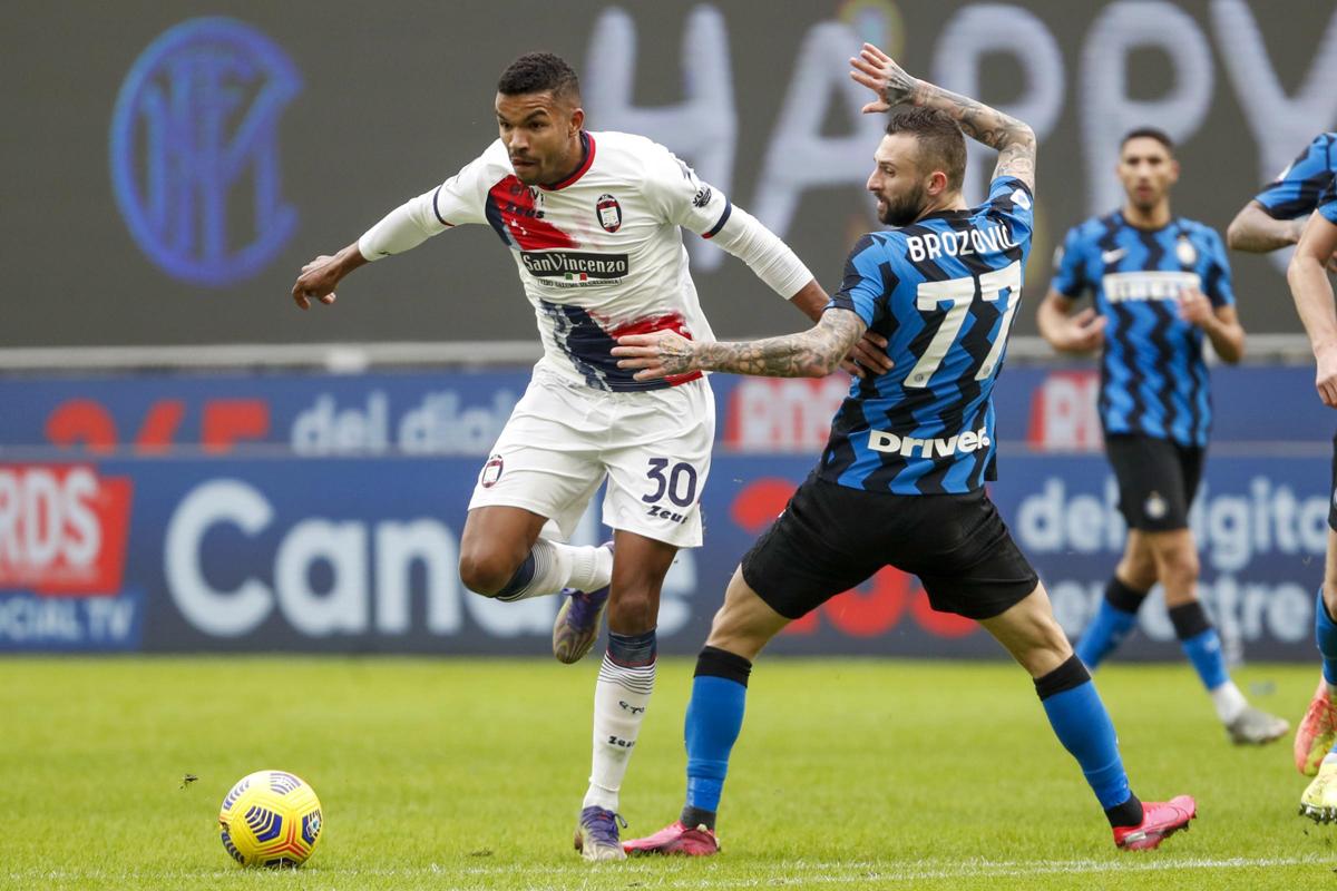Messias-Milan, è fatta: da fattorino a “numero 10” del Diavolo Messias-Milan, è fatta: da fattorino a “numero 10” del Diavolo