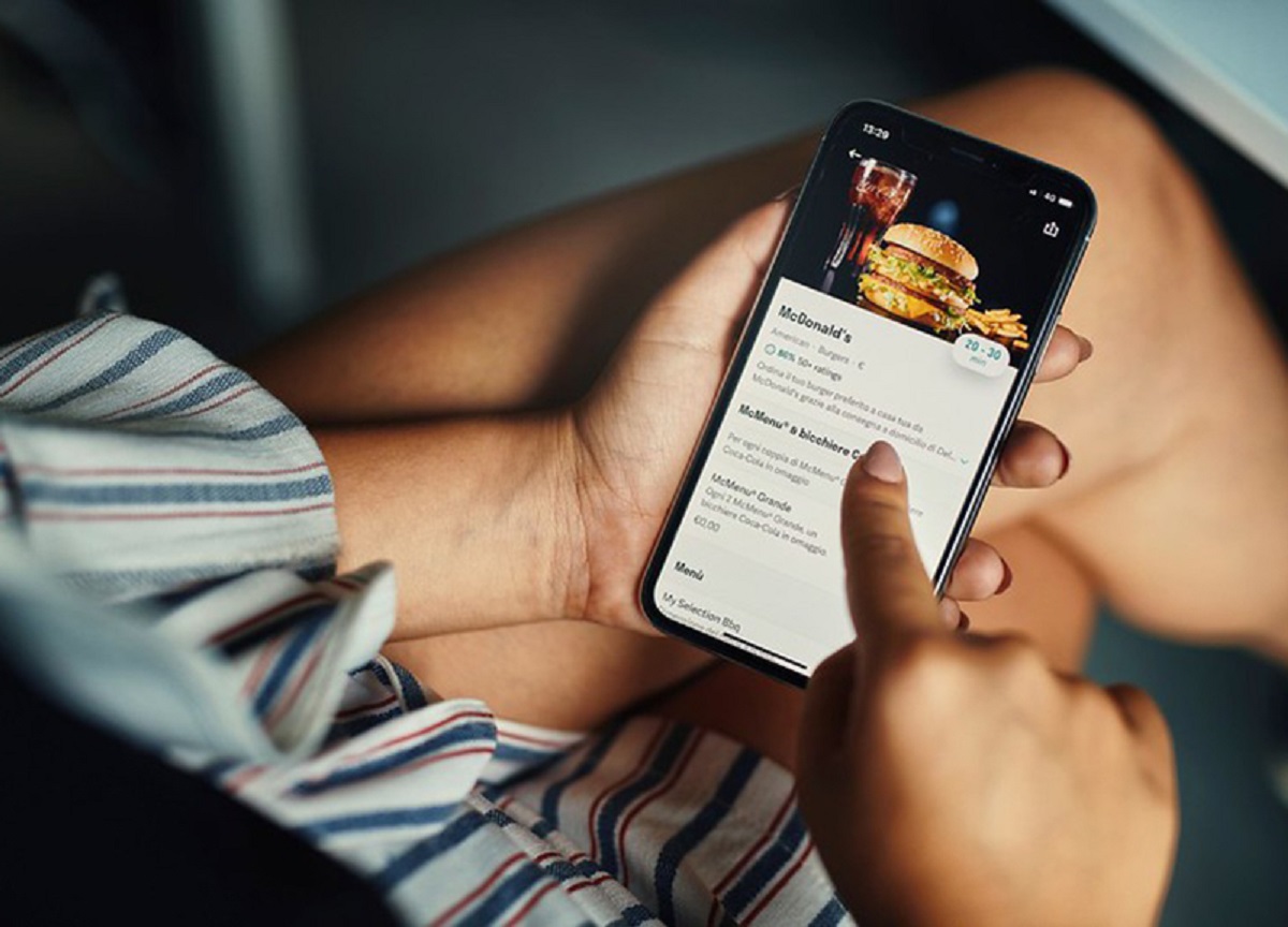 Deliveroo,+124% di ristoranti virtuali: cresce l’offerta online “su misura” Deliveroo,+124% di ristoranti virtuali: cresce l’offerta online “su misura”
