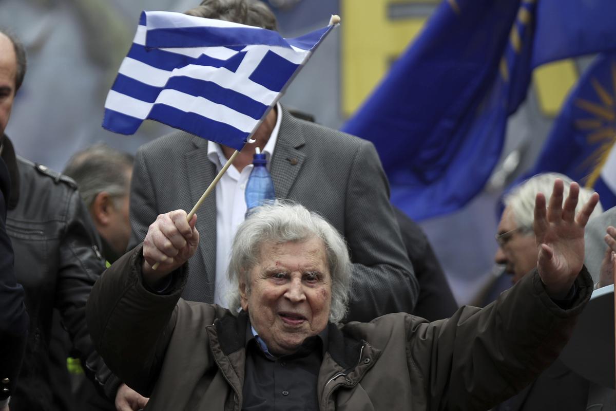Morto Mikis Theodorakis, compositore celebre per il sirtaki di Zorba il Greco Morto Mikis Theodorakis, compositore celebre per il sirtaki di Zorba il Greco