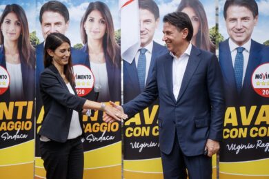 Conte: “Obbligo non per il vaccino, sì per Green Pass in luoghi affollati”