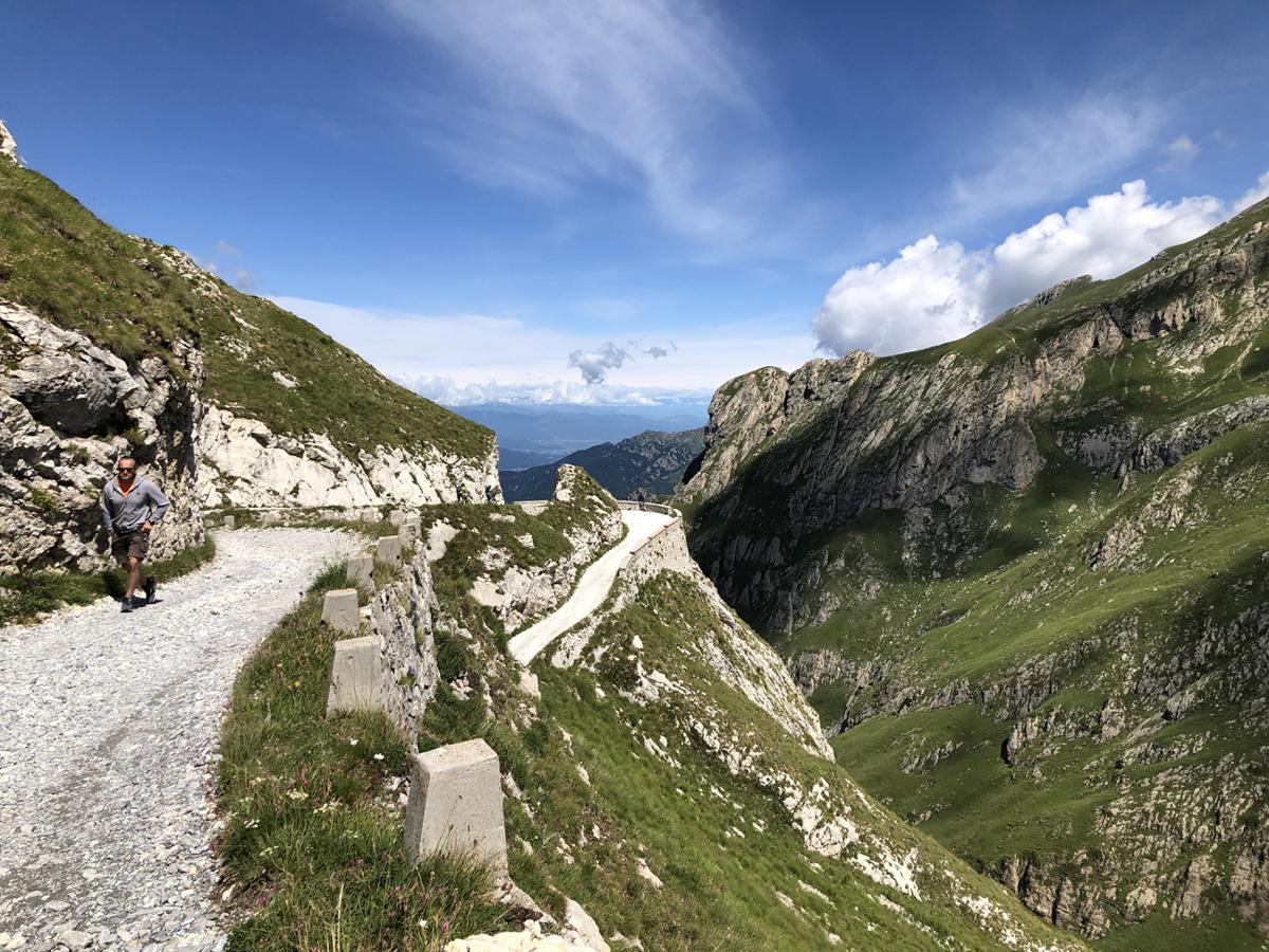 Limone Piemonte, itinerario sulla spettacolare Alta Via del Sale Limone Piemonte, itinerario sulla spettacolare Alta Via del Sale