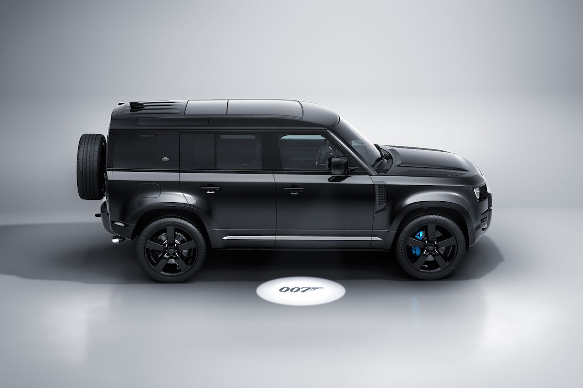 Land Rover Defender V8 Bond Edition, ispirata a James Bond Land Rover Defender V8 Bond Edition, ispirata a James Bond