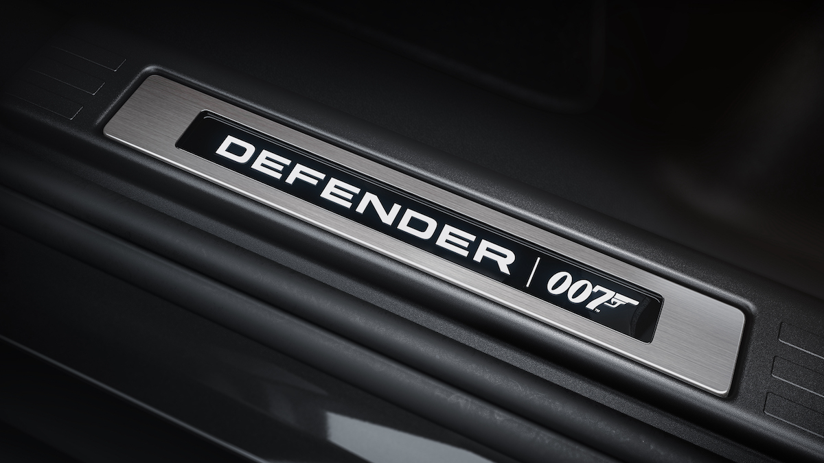 Land Rover Defender V8 Bond Edition, ispirata a James Bond Land Rover Defender V8 Bond Edition, ispirata a James Bond