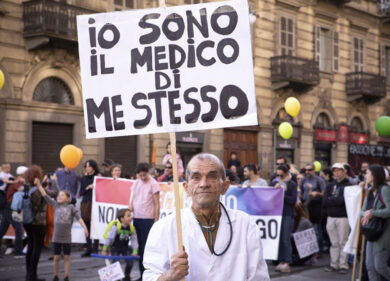 No vax, sei spunti per capire quanta (poca) ragione ci sia nelle loro opinioni