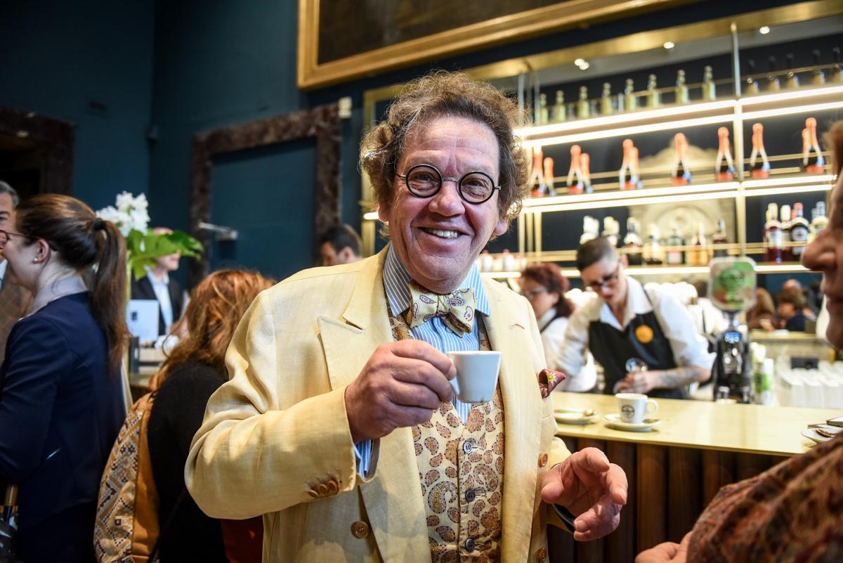 Philippe Daverio narratore d’arte, la mostra-tributo ad Angera