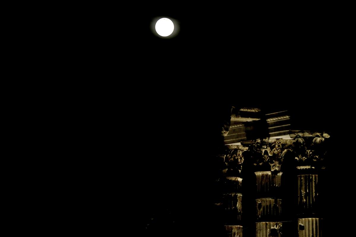 Fori Imperiali, visita notturna 2021: le date. FOTO e VIDEO Fori Imperiali, visita notturna 2021: le date. FOTO e VIDEO