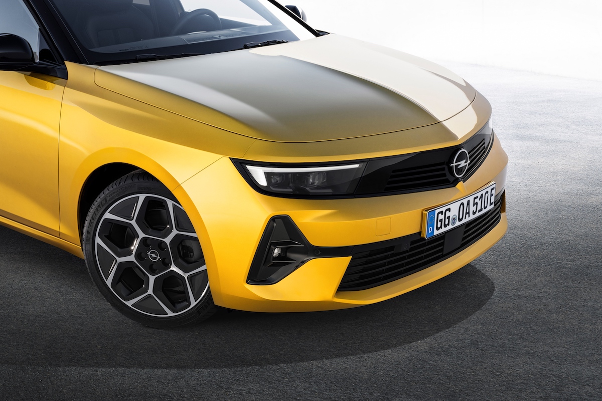 La nuova Opel Astra all’esordio in anteprima mondiale a Rüsselsheim La nuova Opel Astra all’esordio in anteprima mondiale a Rüsselsheim