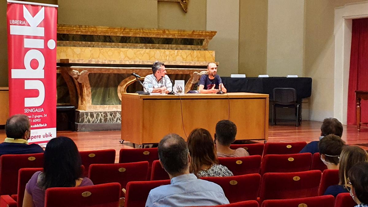 Intervista a Fabio Genovesi: “Vi racconto il mio calamaro gigante”
