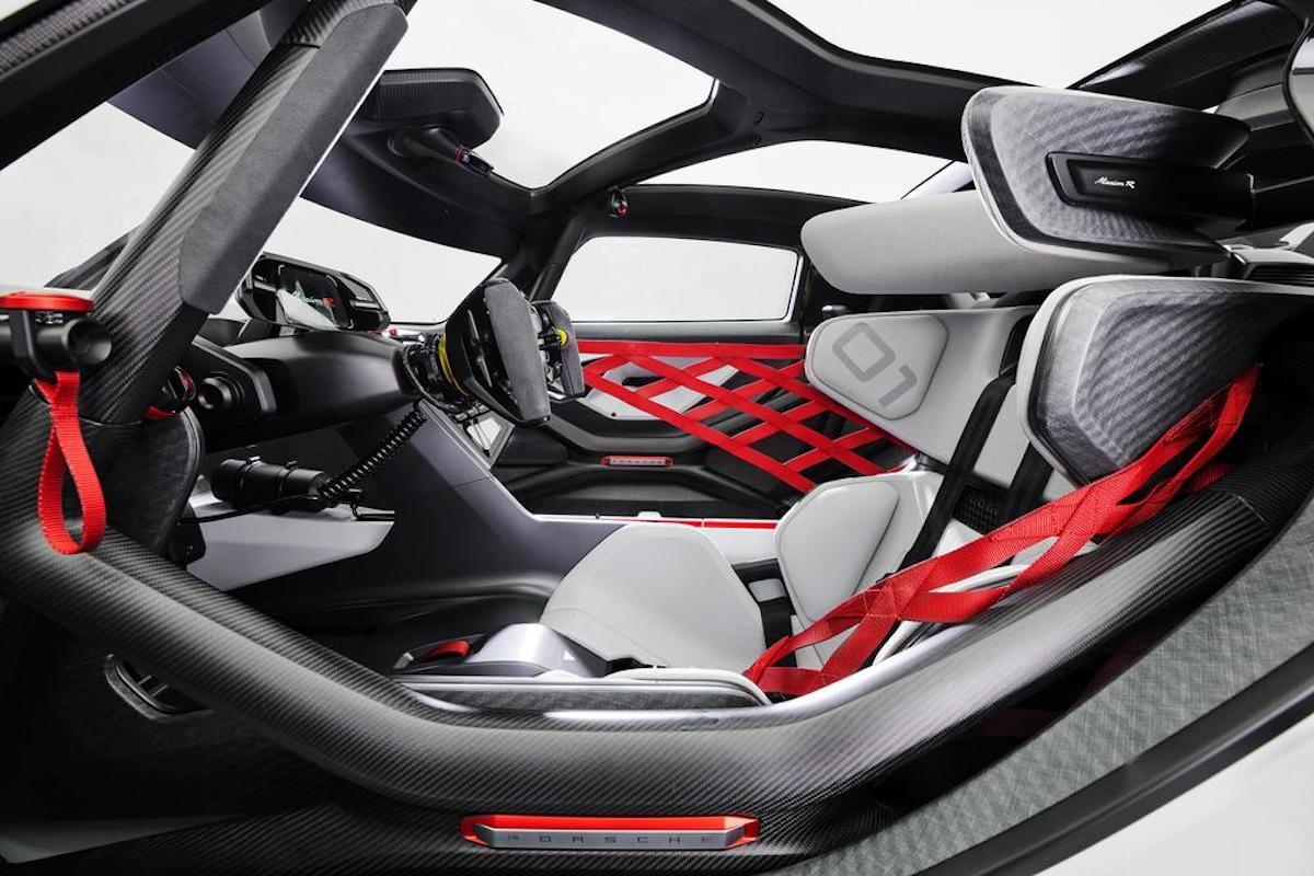 IAA2021:Porsche svela il prototipo Mission R