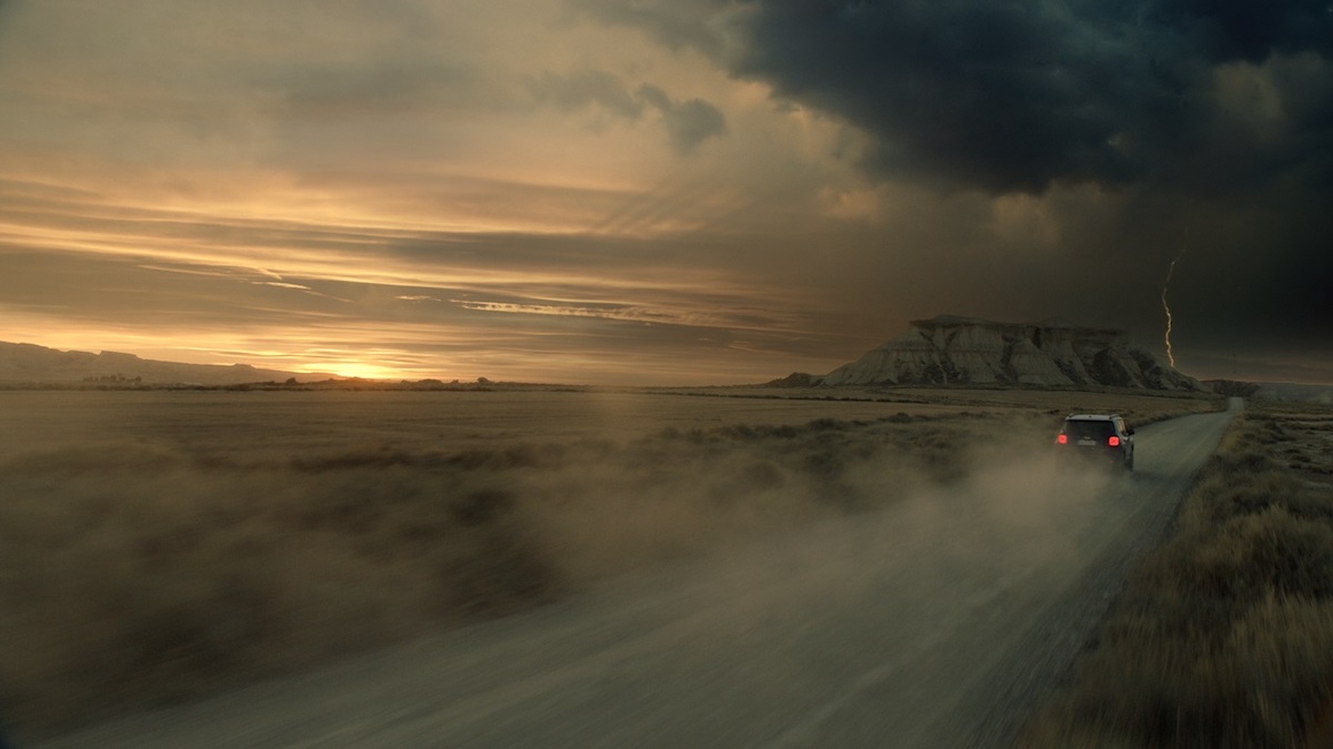 La nuova gamma Jeep 4xe on air protagonista dello  spot “Thunderbolt”