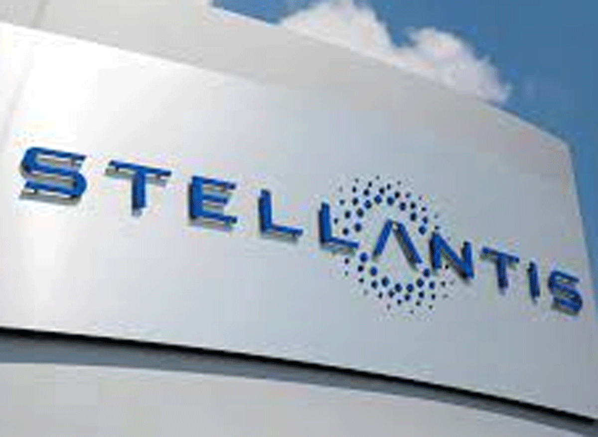 Stellantis, Fiom: no novità da Tavares su Pomigliano, urge confronto Stellantis, Fiom: no novità da Tavares su Pomigliano, urge confronto