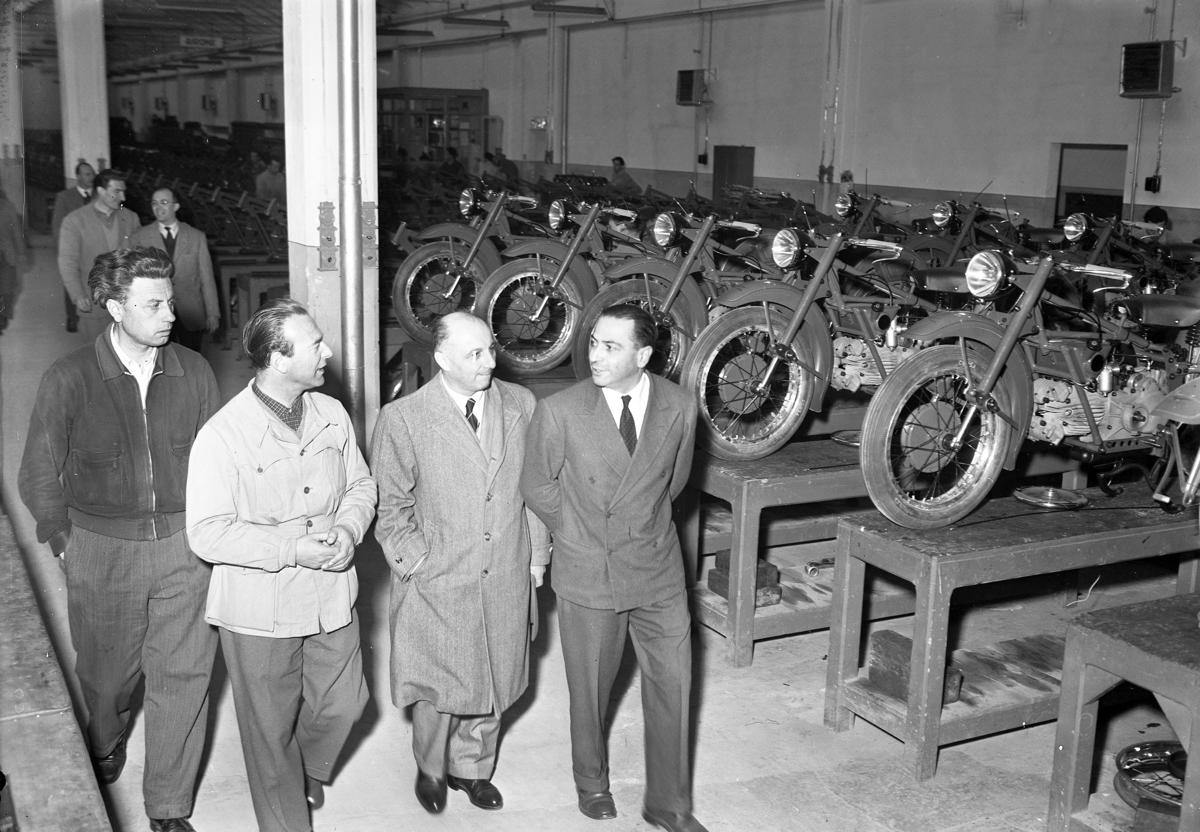 Moto Guzzi ristruttura a Mandello e raddoppia produzione e occupazione