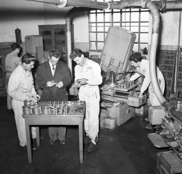 Moto Guzzi ristruttura a Mandello e raddoppia produzione e occupazione