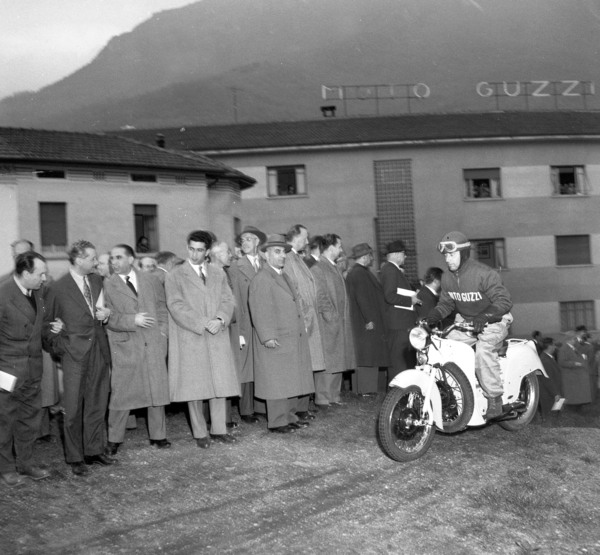 Moto Guzzi ristruttura a Mandello e raddoppia produzione e occupazione