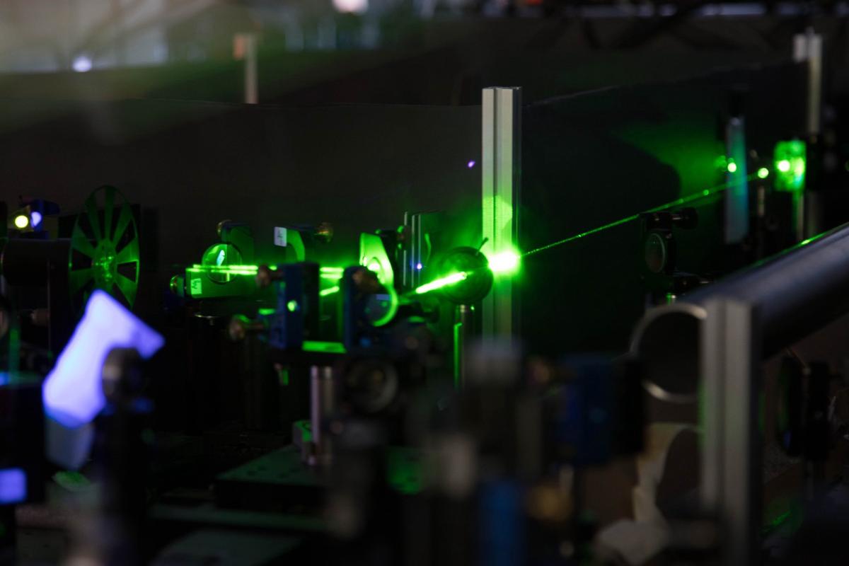 PoliMI, studio sull’interruttore ottico più sottile mai realizzato PoliMI, studio sull’interruttore ottico più sottile mai realizzato