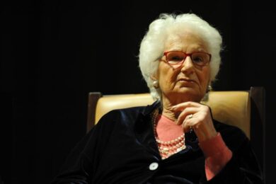 Buon compleanno a Liliana Segre, gli auguri di Sala e Fontana