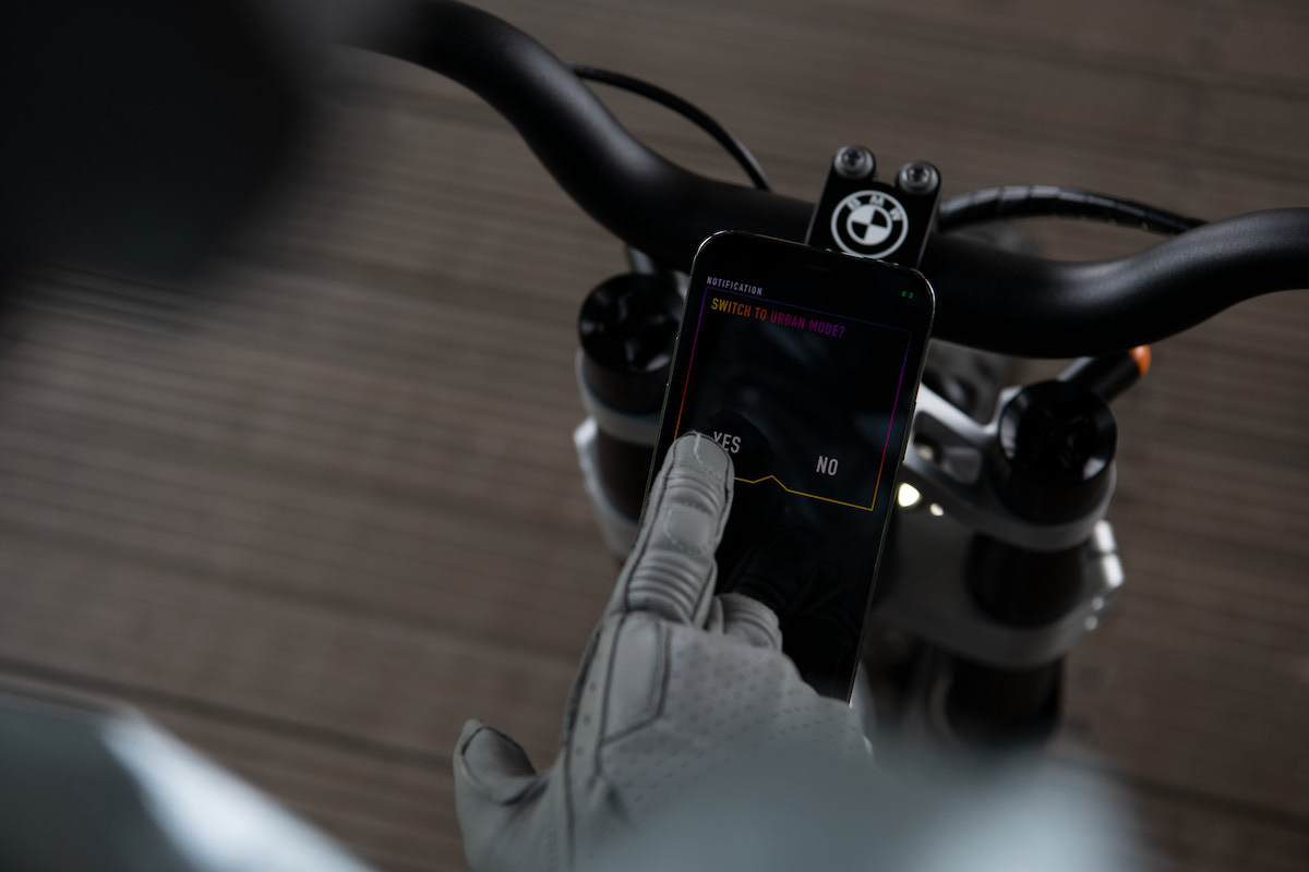 IAA2021:BMW a monaco svela la Motorrad Vision AMBY