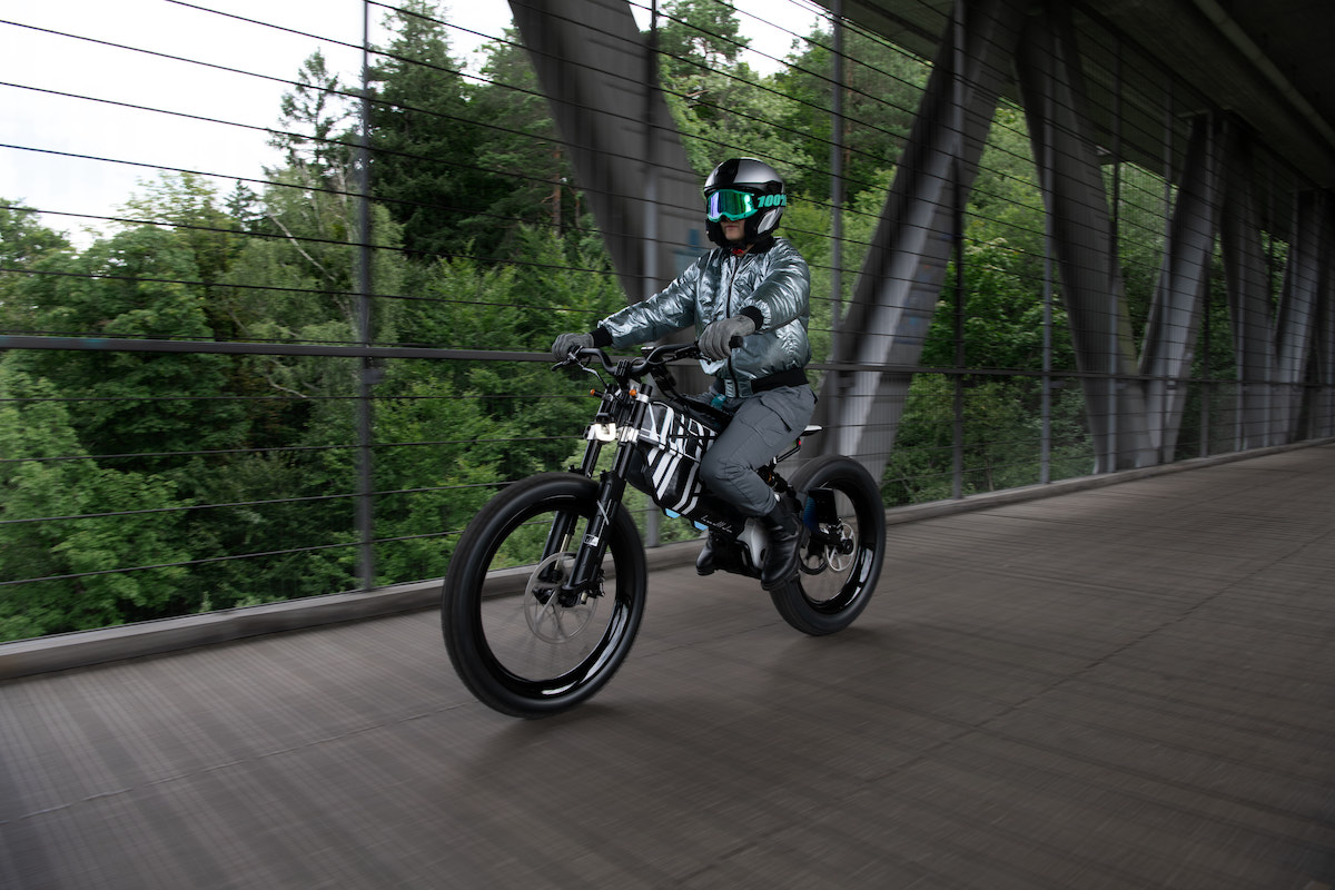 IAA2021:BMW a monaco svela la Motorrad Vision AMBY