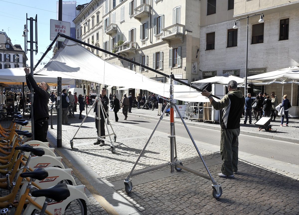 Milano è un set: oltre 500 autorizzazioni per cinema, spot e tv. FOTO