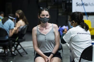Covid, 80% lombardi è vaccinato: ormai verso immunità di gregge