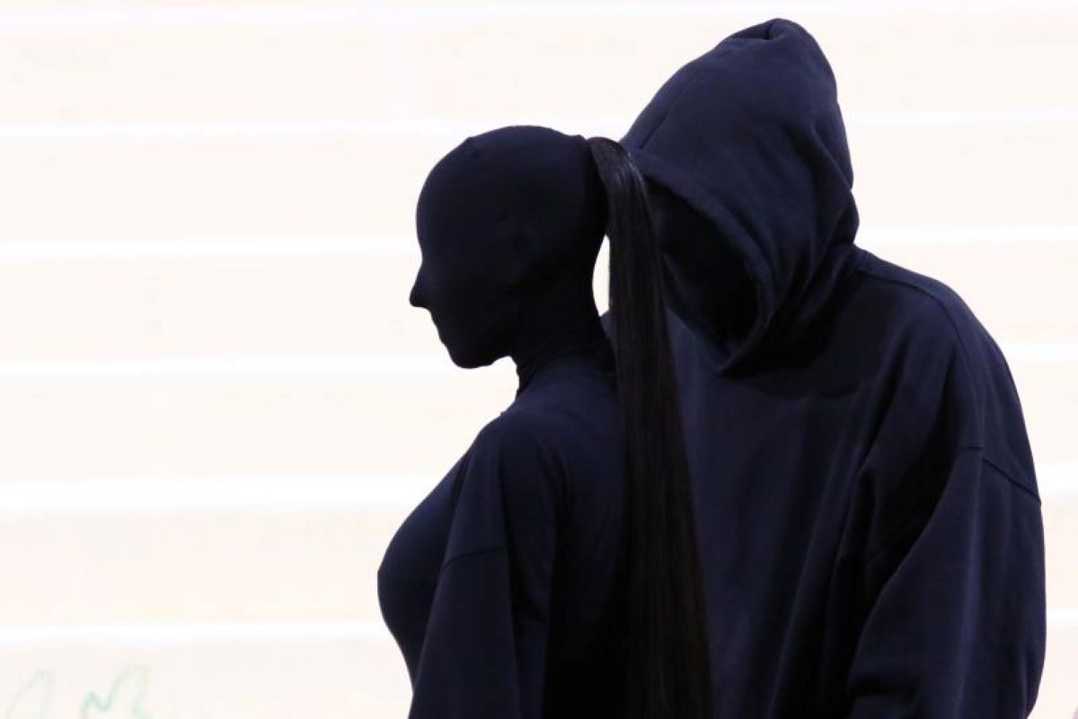 Kim Kardashian, Met Gala 2021: l’abito iconico di Balenciaga. FOTO