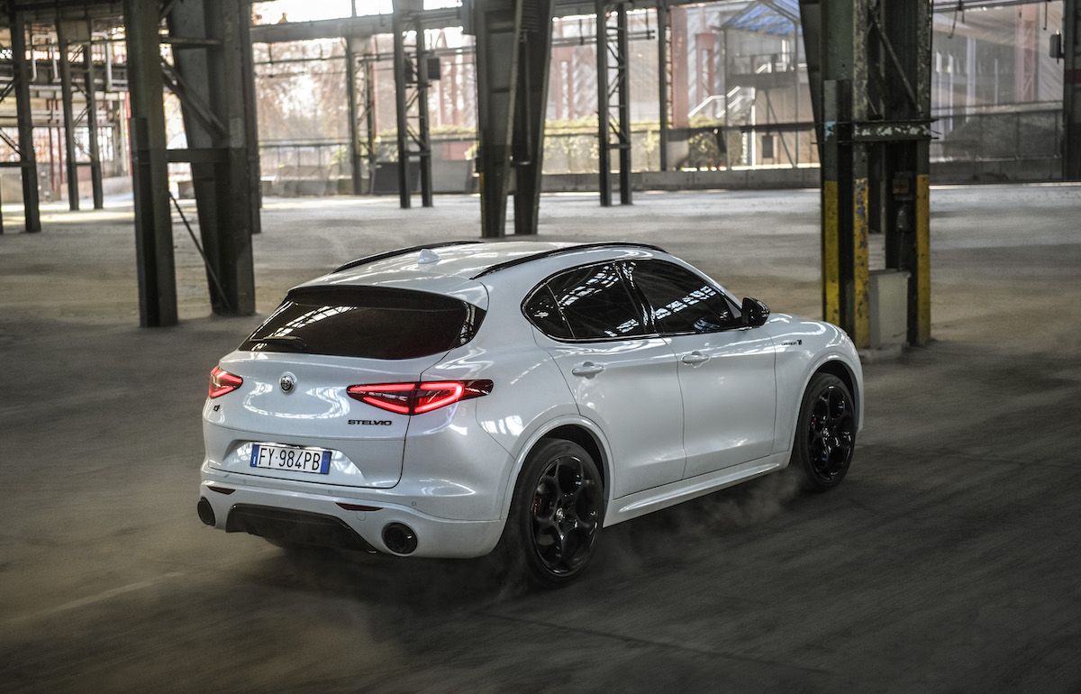 Alfa Romeo Stelvio si conferma leader di vendite nel segmento D SUV Alfa Romeo Stelvio si conferma leader di vendite nel segmento D SUV