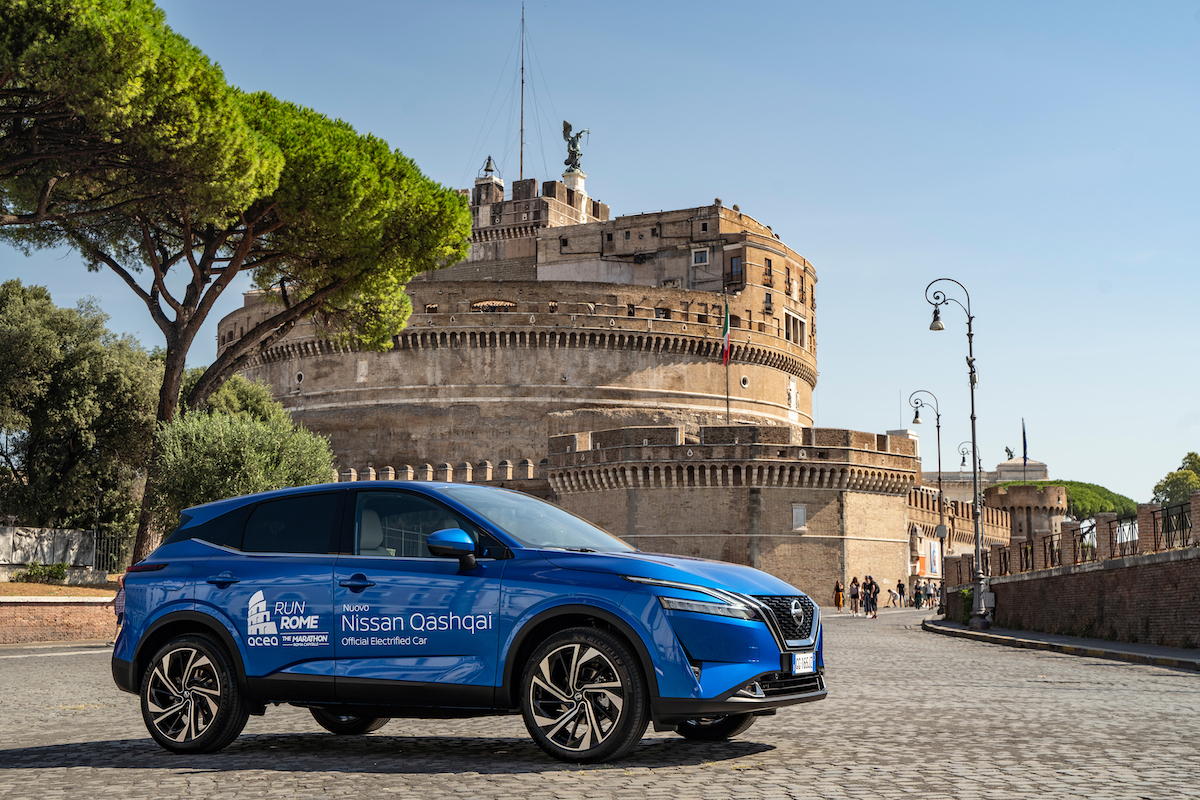 Nissan Qashqai è pronto a correre  l’Acea Run Rome The Marathon