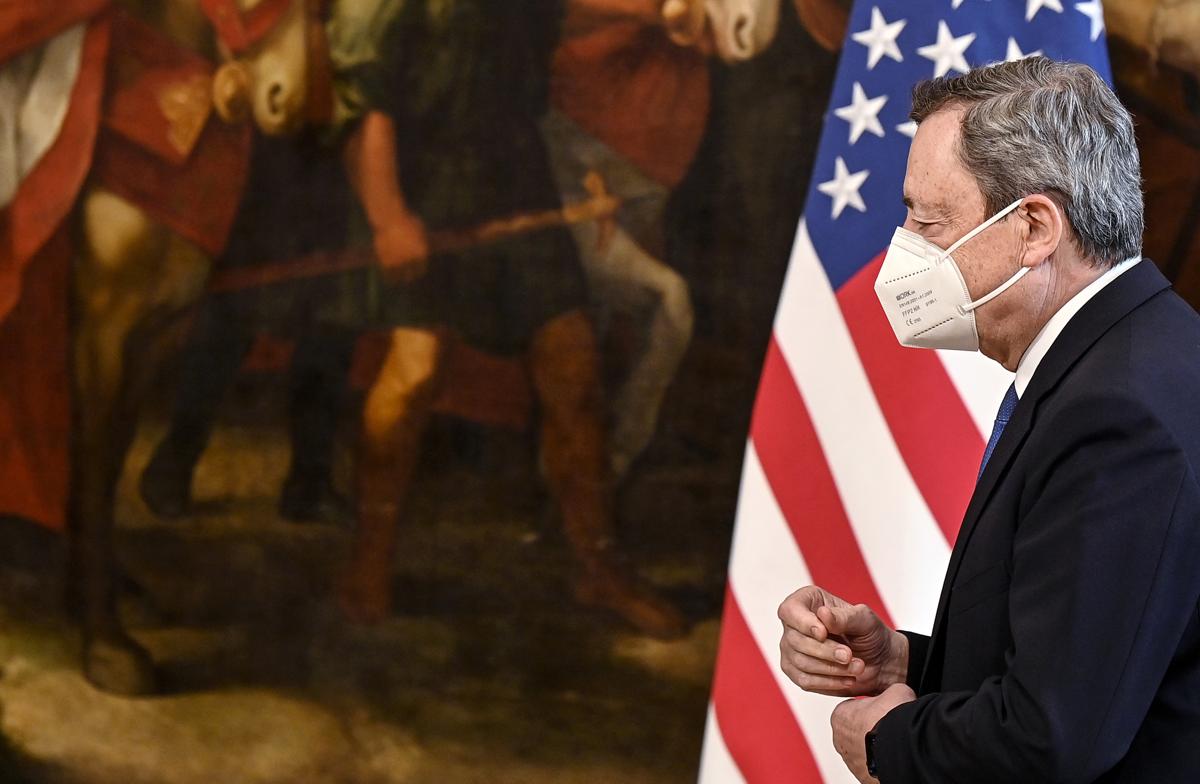 Governo, lavorare senza Green Pass sarà impossibile. Tamponi a pagamento Governo, lavorare senza Green Pass sarà impossibile. Tamponi a pagamento