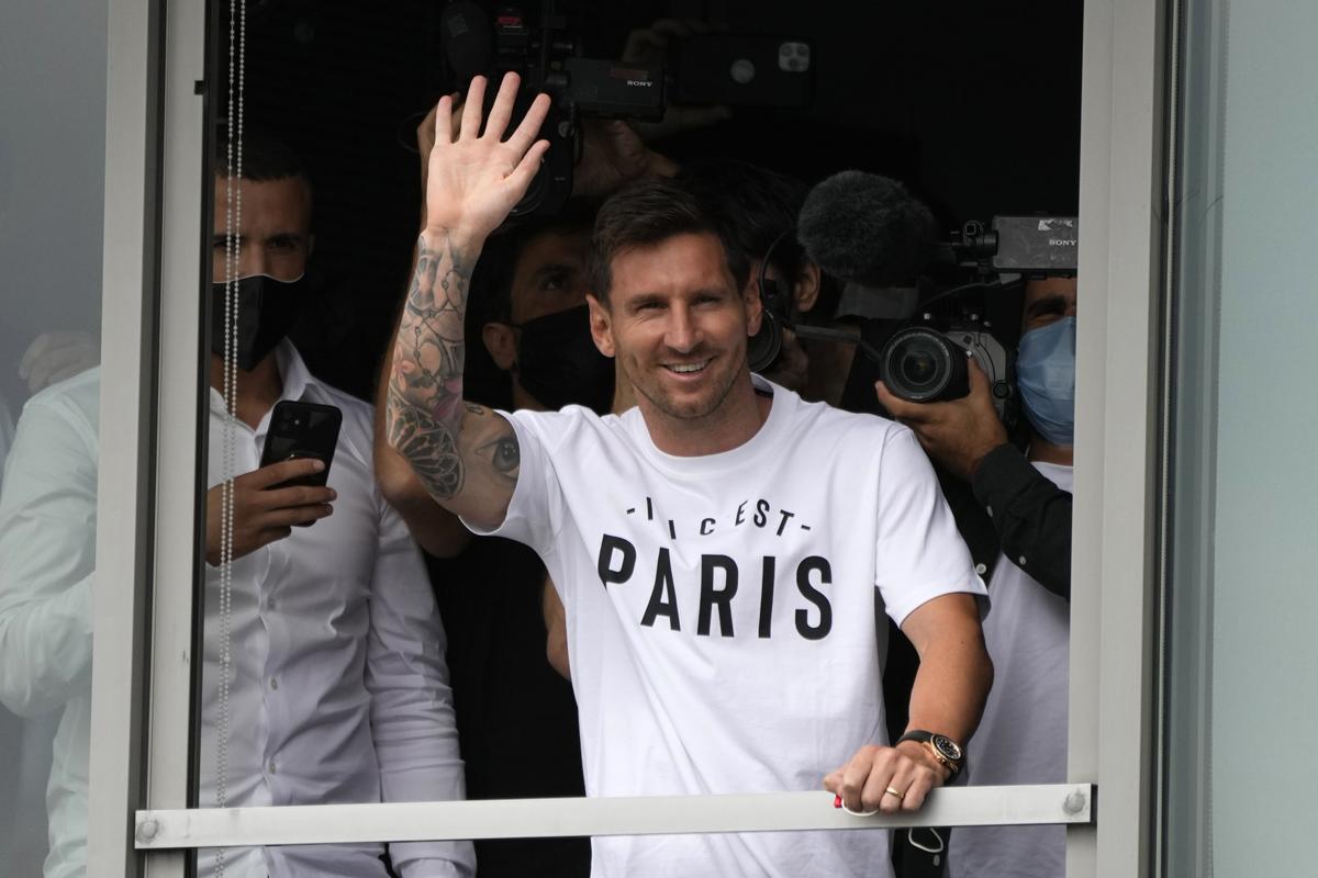 Messi supera Neymar: ingaggio faraonico da 110 milioni per tre anni al PSG Messi supera Neymar: ingaggio faraonico da 110 milioni per tre anni al PSG