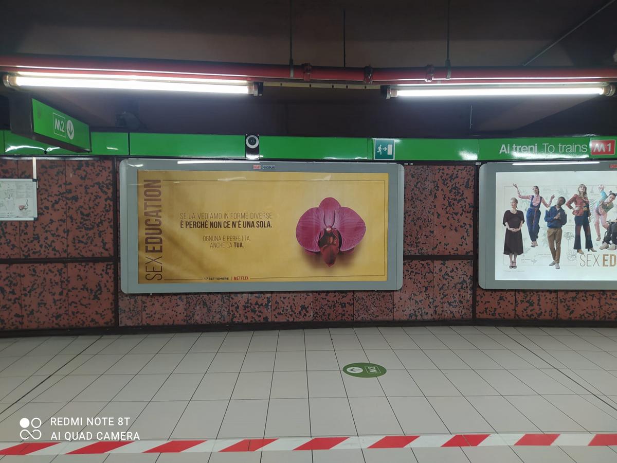 Poster con allusioni falliche a Milano: FdI: “Per Sala va tutto bene?” FOTO Poster con allusioni falliche a Milano: FdI: “Per Sala va tutto bene?” FOTO