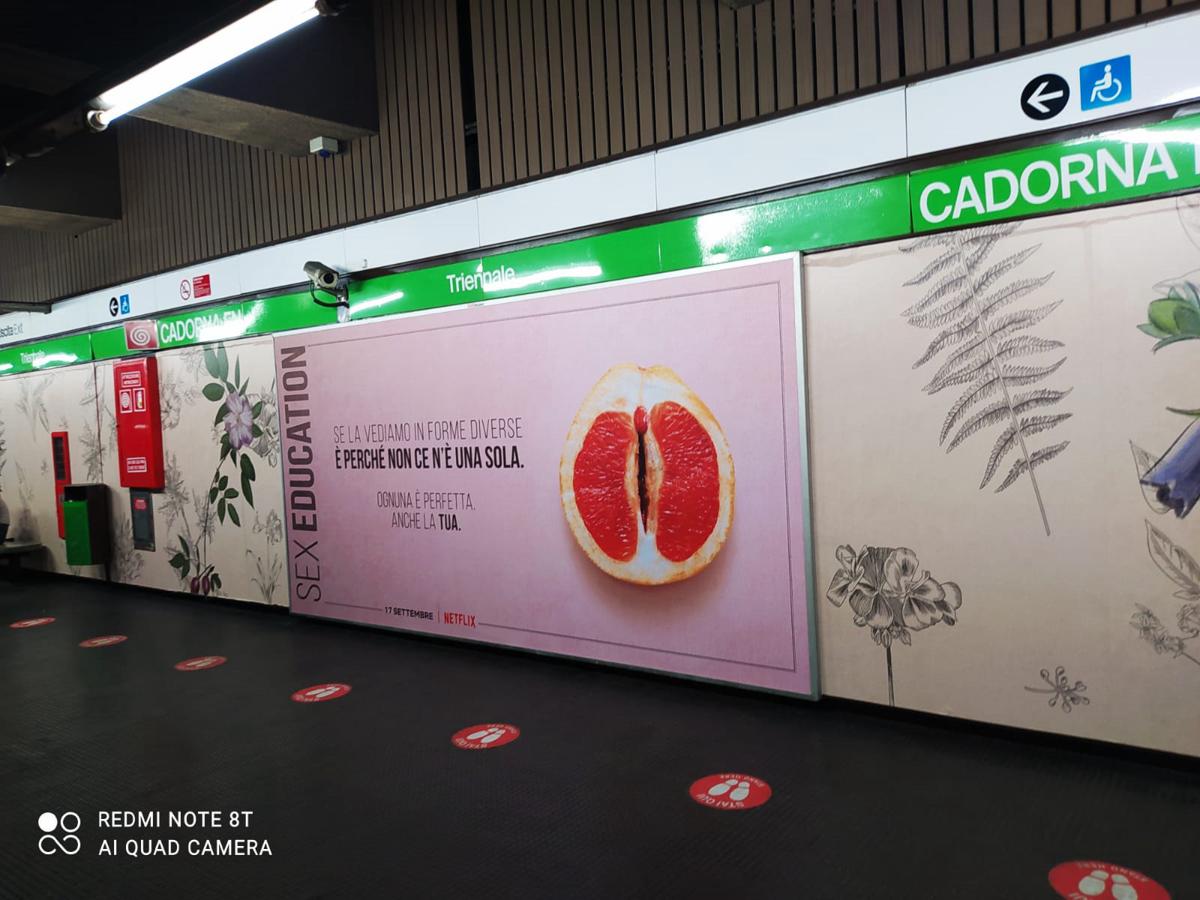 Poster con allusioni falliche a Milano: FdI: “Per Sala va tutto bene?” FOTO Poster con allusioni falliche a Milano: FdI: “Per Sala va tutto bene?” FOTO