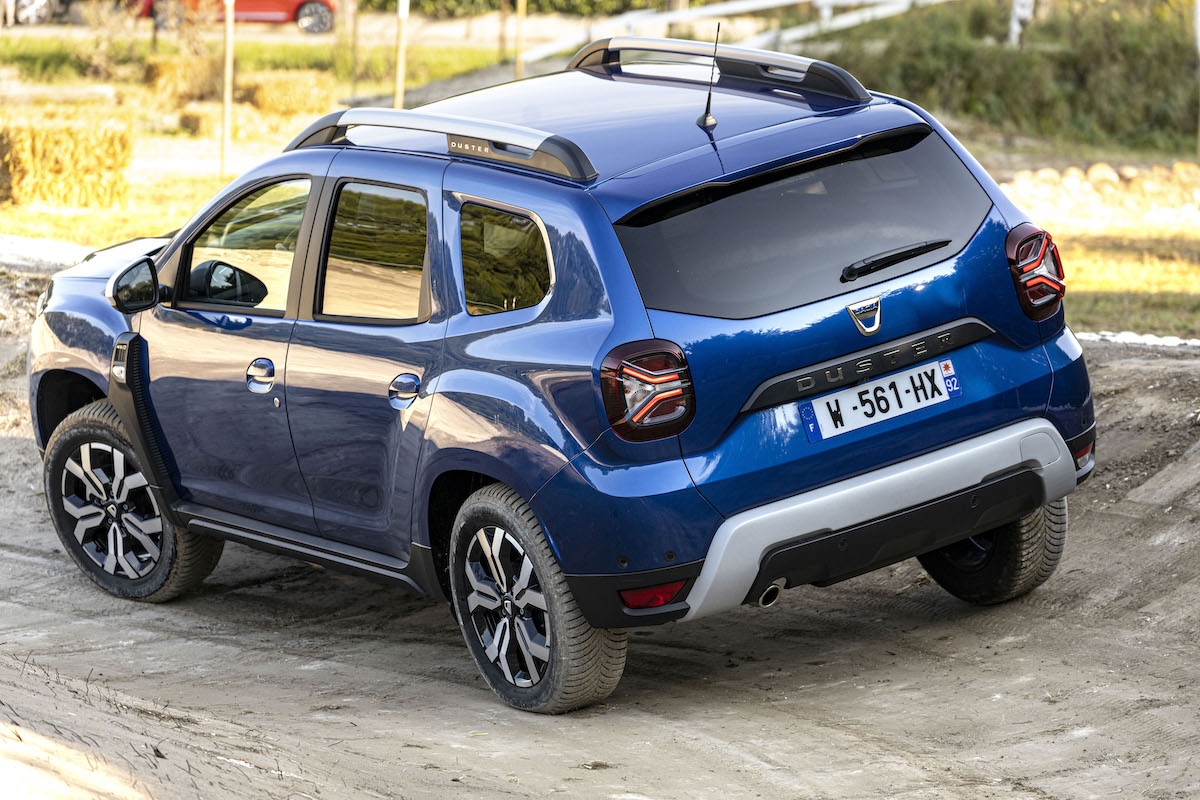 Dacia: nuovo restyling per un Duster che va sempre più…SUV Dacia: nuovo restyling per un Duster che va sempre più…SUV