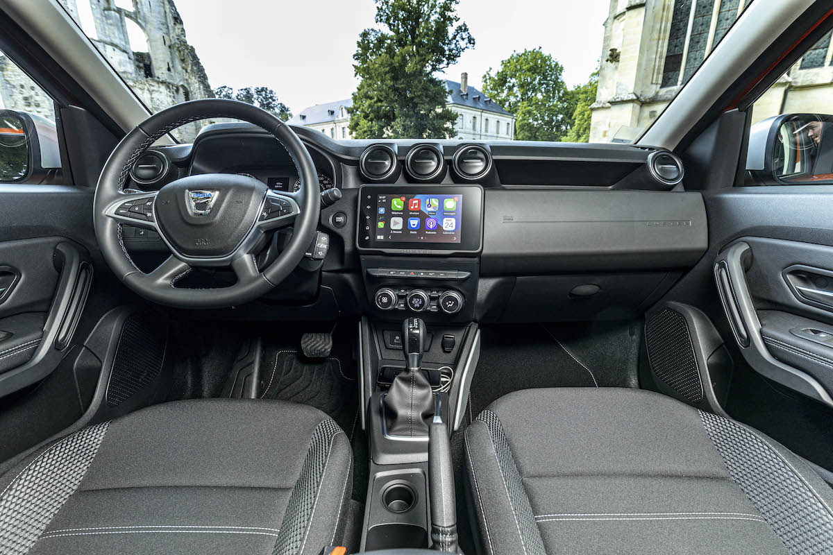 Dacia: nuovo restyling per un Duster che va sempre più…SUV Dacia: nuovo restyling per un Duster che va sempre più…SUV