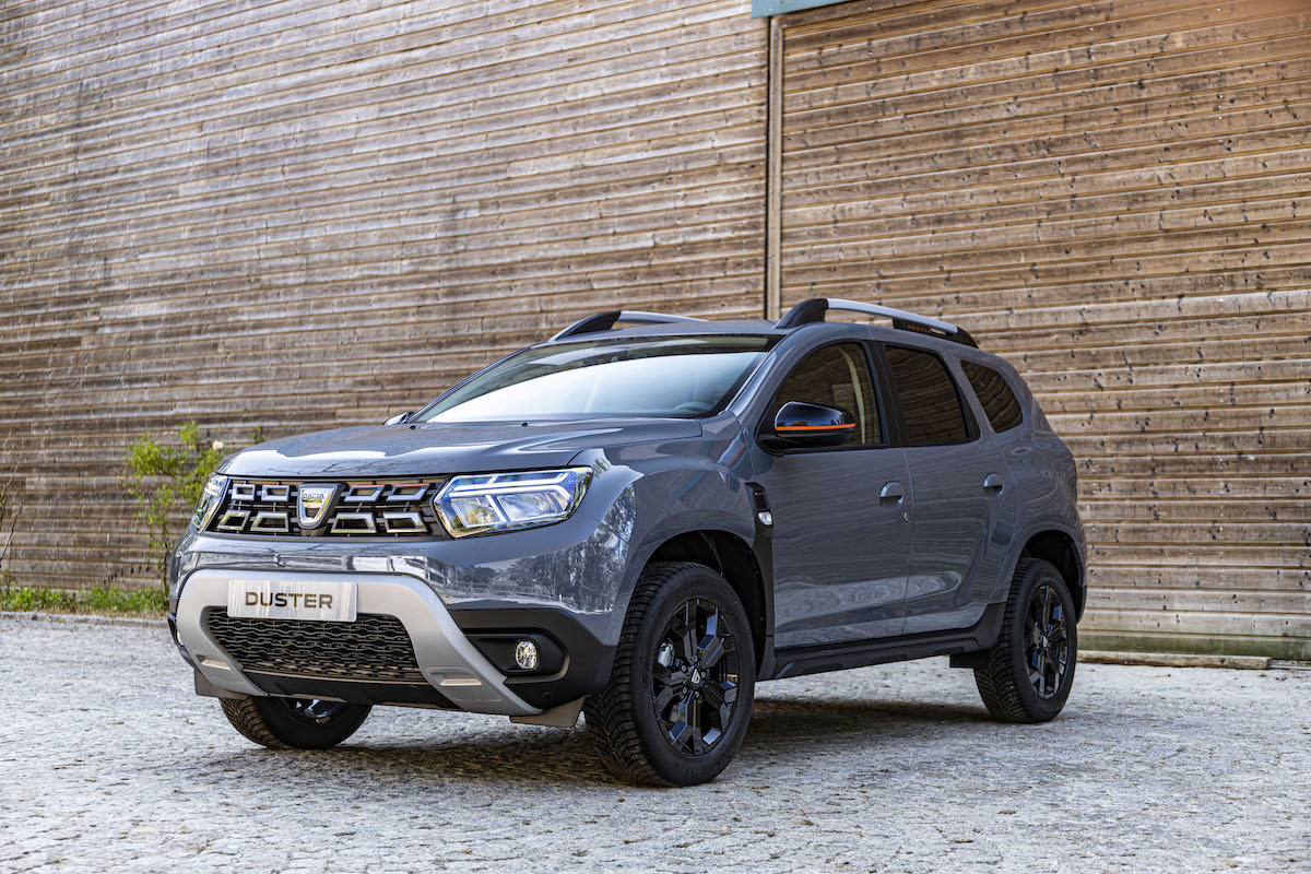 Dacia: nuovo restyling per un Duster che va sempre più…SUV Dacia: nuovo restyling per un Duster che va sempre più…SUV