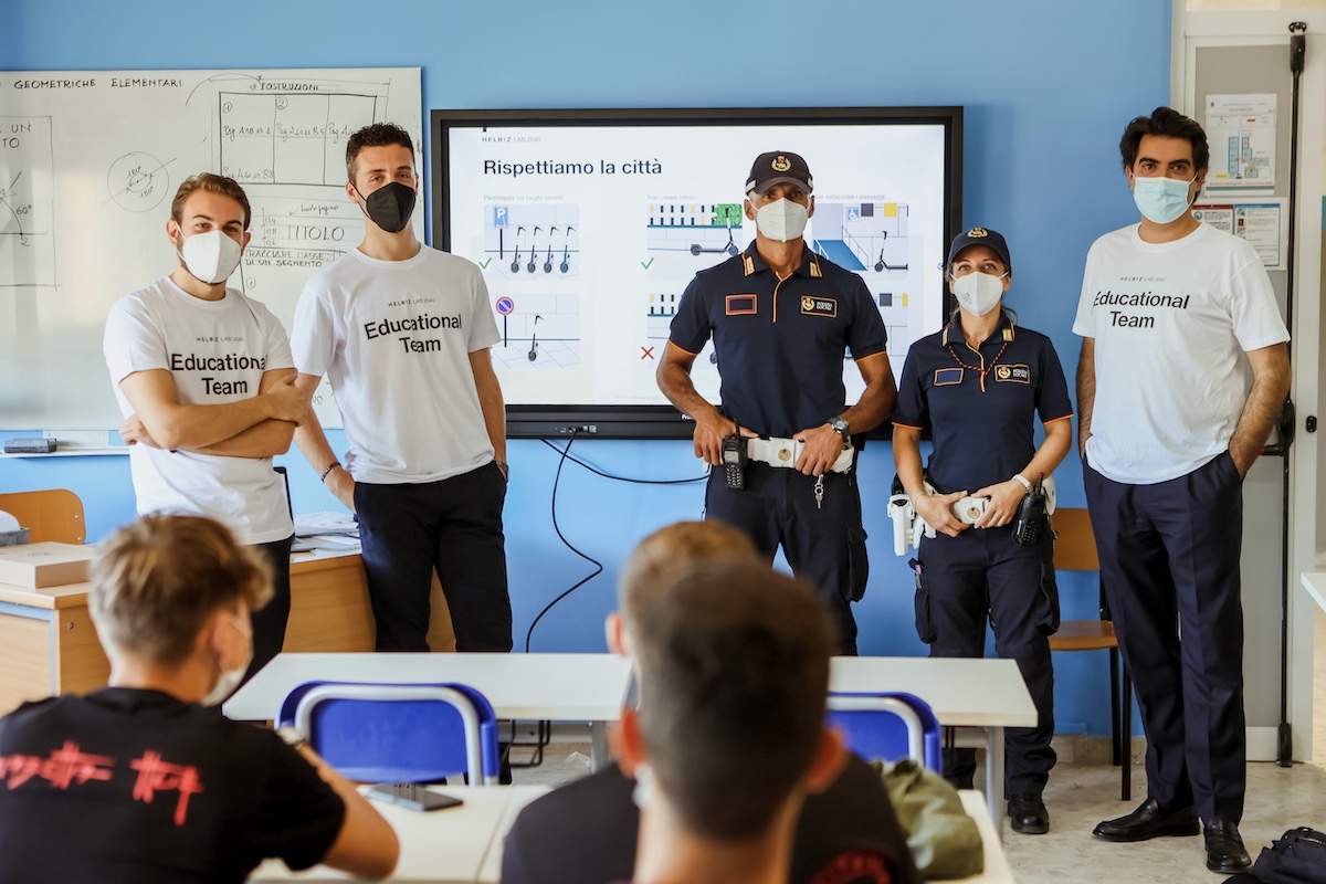 Parte Helbiz Lab 2040, il progetto di educazione civica nelle scuole Parte Helbiz Lab 2040, il progetto di educazione civica nelle scuole