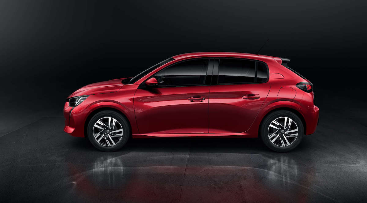 Peugeot 208 Allure, posizionata al centro della gamma Peugeot 208 Allure, posizionata al centro della gamma