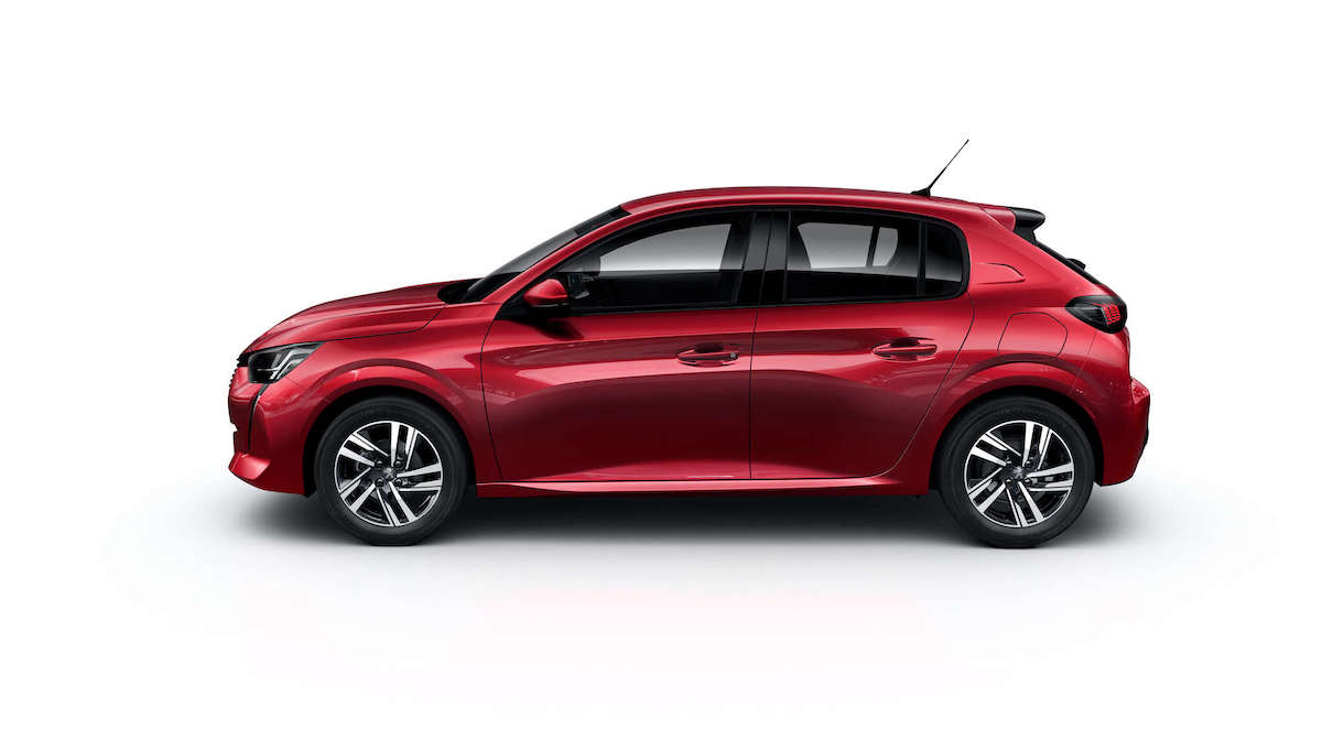 Peugeot 208 Allure, posizionata al centro della gamma Peugeot 208 Allure, posizionata al centro della gamma