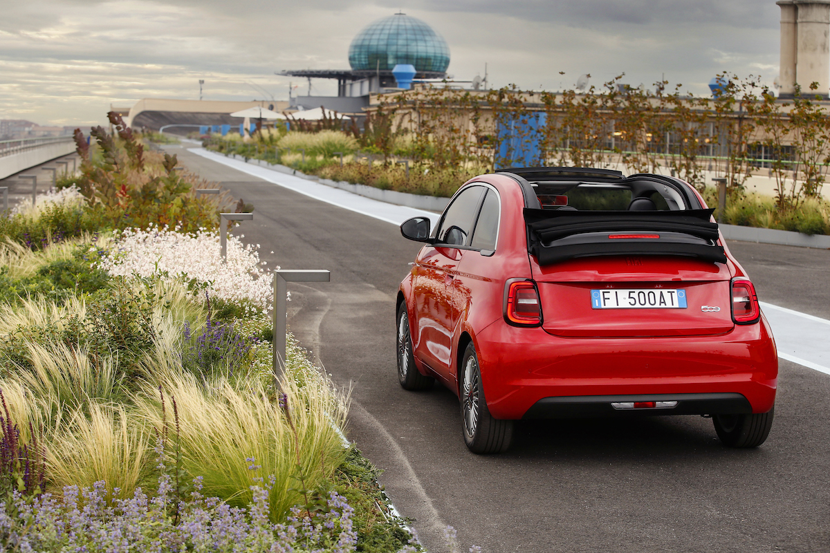 Inaugurate Casa 500 e La Pista 500, il manifesto “green” di FIAT Inaugurate Casa 500 e La Pista 500, il manifesto “green” di FIAT