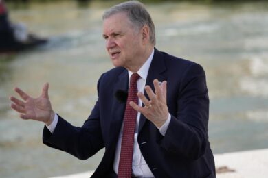 Bankitalia, Visco: “Ripresa oltre aspettative, il rialzo prezzi è temporaneo”