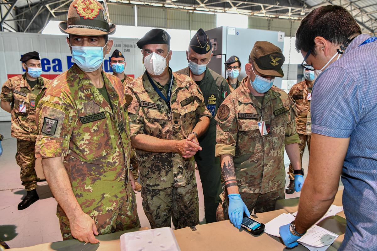 Difesa, Figliuolo può diventare capo dell’Esercito. Ma la strada è in salita Difesa, Figliuolo può diventare capo dell’Esercito. Ma la strada è in salita