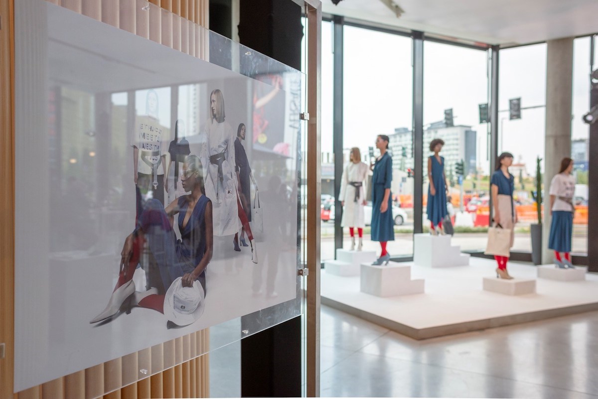 Volvo C40 Recharge ispira anche una collezione fashion