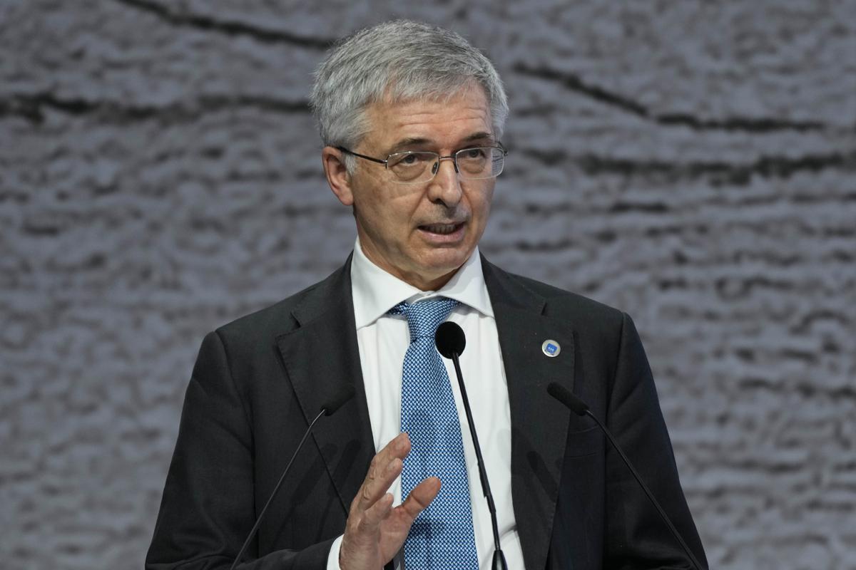 Def, Franco (ministro economia): “Cresceremo circa del 6%, il 4% nel 2022” Def, Franco (ministro economia): “Cresceremo circa del 6%, il 4% nel 2022”