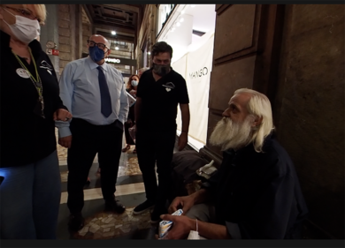 “Scendete dal salotto, radical chic e vergognatevi”, una notte con Bernardo