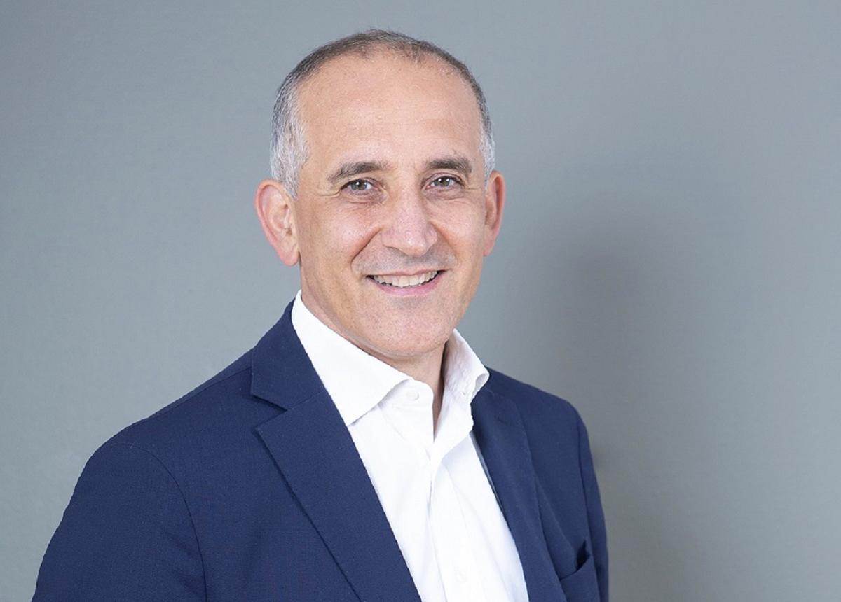 “Inversione a E”, il libro dell’ad di A2A sulla mobilità sostenibile “Inversione a E”, il libro dell’ad di A2A sulla mobilità sostenibile