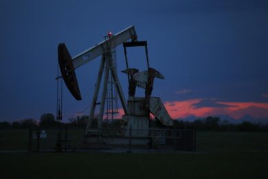 Petrolio,il Brent supera gli 80 dollari. Per Goldman arriverà a 90 a fine anno